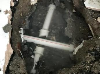 临泽阳台漏水维修公司为您分享楼上楼下漏水怎么处理